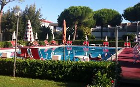 Bilocale In Residence Con Piscina